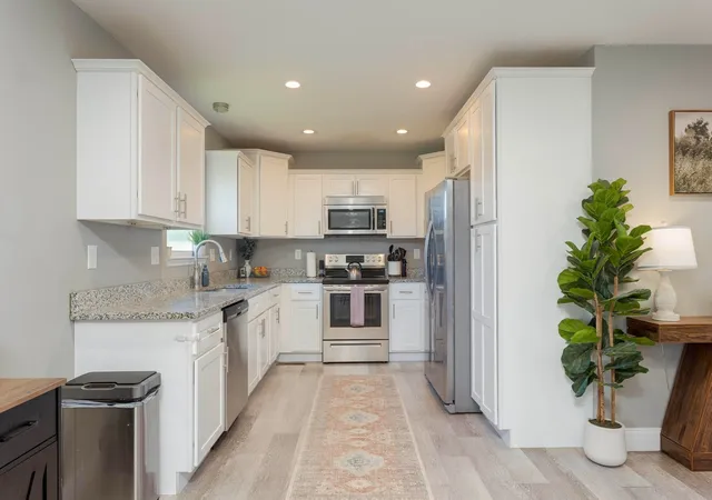 Photo 3 of Single family home for sale at 172 Mockingbird Ln, Dayton, TN 37321 | MLS# 3612398 | Listing updated on 2026-10-06