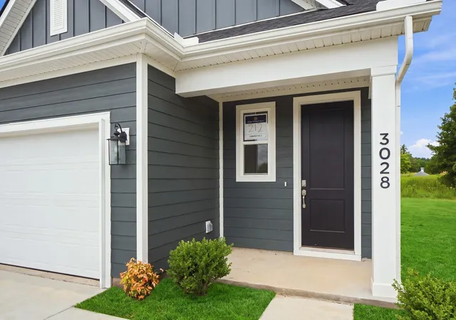 Photo 3 of Sale Pending at 2005 Biscayne Rd, Smyrna, TN 37167 | MLS# 3612384 | Listing updated on 2026-10-06