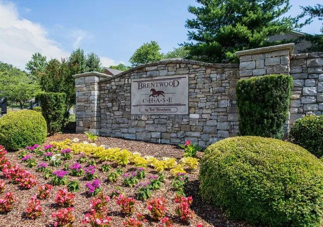 Photo 3 of Single family home for sale at 6108 Brentwood Chase Dr, Brentwood, TN 37027 | MLS# 3612679 | Listing updated on 2026-10-07