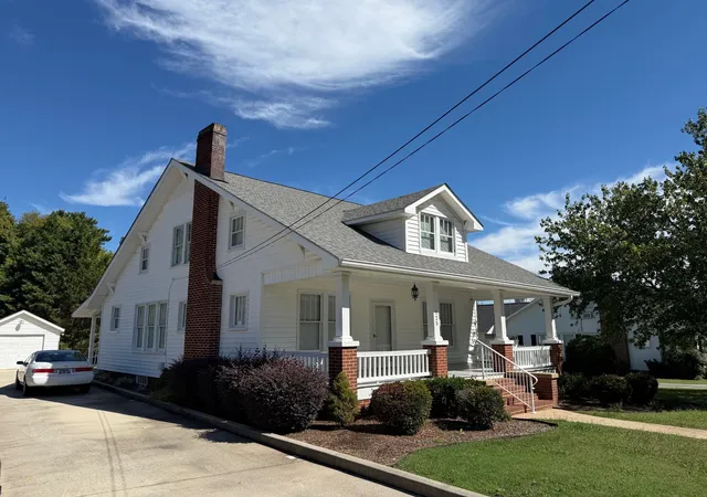 Photo 2 of Single family home for sale at 125 18th Street NE, Cleveland, TN 37311 | MLS# 3612432 | Listing updated on 2026-10-07