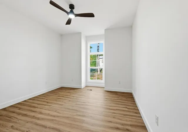 Photo 3 of Single family home for sale at 500 Luna Rd, Sparta, TN 38583 | MLS# 3612427 | Listing updated on 2026-10-06