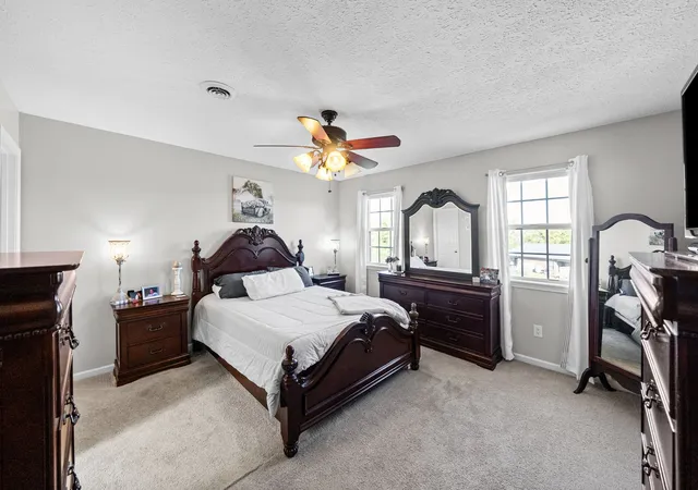 Photo 3 of Single family home for sale at 231 Sheridan Cir, Hopkinsville, KY 42240 | MLS# 3613054 | Listing updated on 2026-10-07
