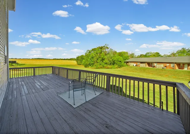 Photo 4 of Single family home for sale at 231 Sheridan Cir, Hopkinsville, KY 42240 | MLS# 3613054 | Listing updated on 2026-10-07