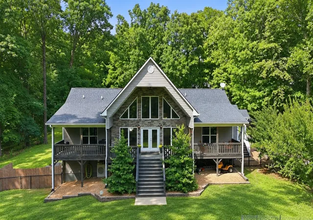 Single family home for sale at 1828 Sugar Ridge Rd, Spring Hill, TN 37174 | MLS# 3615463