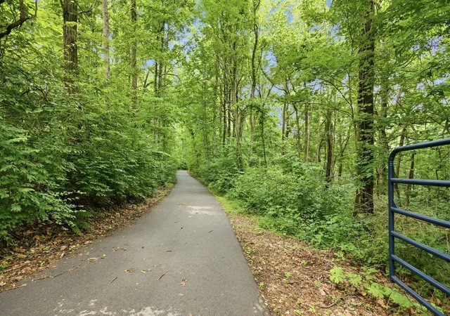 Photo 1 of Single family home for sale at 1828 Sugar Ridge Rd, Spring Hill, TN 37174 | MLS# 3615463 | Listing updated on 2026-10-10