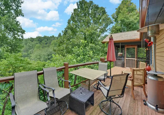 Photo 1 of Single family home for sale at 475 Rivercane Rd, Brasstown, NC 28902 | MLS# 3612445 | Listing updated on 2026-10-06