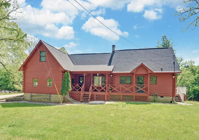 Photo 2 of Single family home for sale at 440 Beaver Ridge Rd, Murphy, NC 28906 | MLS# 3612475 | Listing updated on 2026-10-06