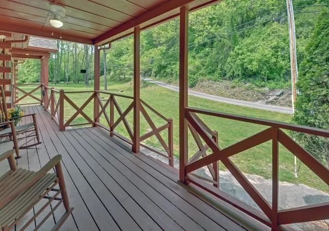 Photo 4 of Single family home for sale at 440 Beaver Ridge Rd, Murphy, NC 28906 | MLS# 3612475 | Listing updated on 2026-10-06