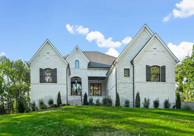 Photo 2 of Single family home for sale at 1817 Dartmouth Dr, Brentwood, TN 37027 | MLS# 3612483 | Listing updated on 2026-10-06