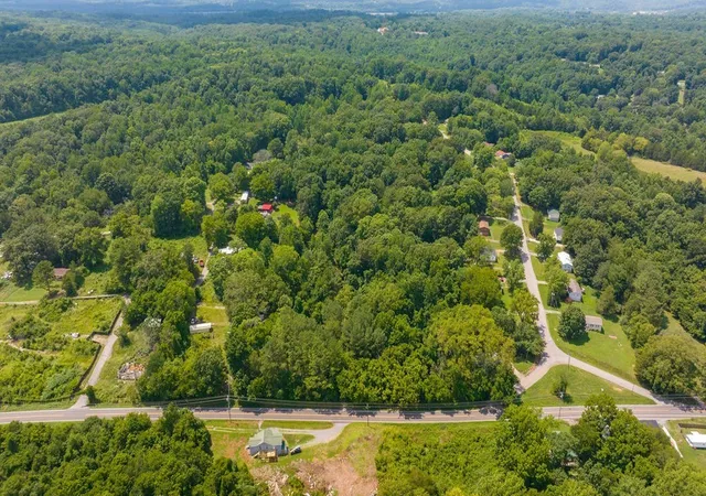 Photo 4 of Land for sale at 1560 River Rd, Clarksville, TN 37040 | MLS# 3620516 | Listing updated on 2026-10-15