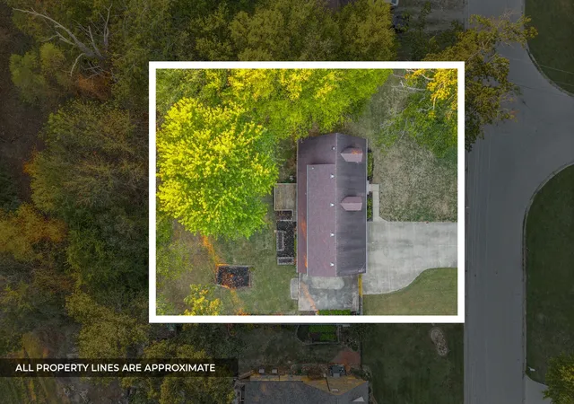 Photo 1 of Single family home for sale at 634 Cleveland Dr, Clarksville, TN 37042 | MLS# 3623215 | Listing updated on 2026-10-23
