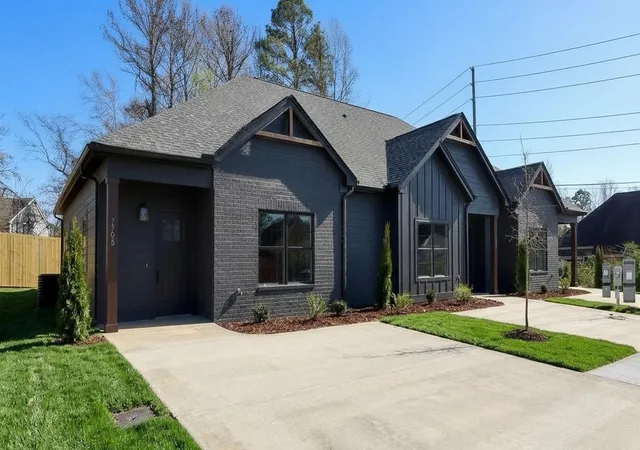 Photo 3 of Townhouse for sale at 7513 Nassau Way, Chattanooga, TN 37421 | MLS# 3612481 | Listing updated on 2026-10-08