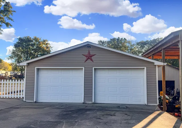 Photo 3 of Single family home for sale at 2448 Highway 120, Big Rock, TN 37023 | MLS# 3613090 | Listing updated on 2026-10-07
