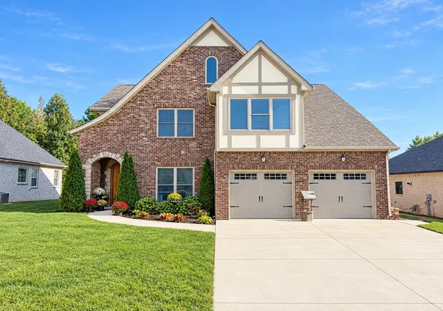 Photo 1 of Single family home for sale at 1515 Hereford Blvd, Clarksville, TN 37043 | MLS# 3612543 | Listing updated on 2026-10-07