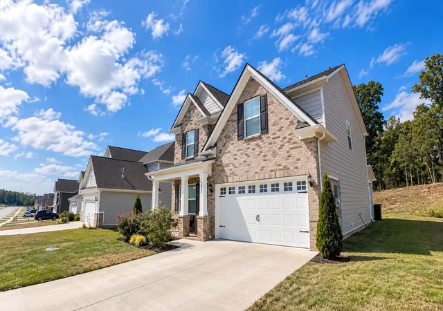 Photo 3 of Single family home for sale at 1831 Ravens Run, Mount Juliet, TN 37122 | MLS# 3612541 | Listing updated on 2026-10-10