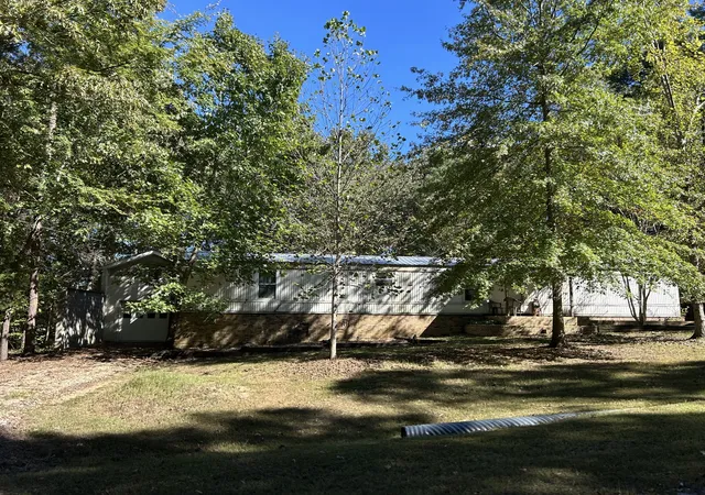 Photo 2 of Manufactured home for sale at 22 Red Oak Cir, Big Sandy, TN 38221 | MLS# 3612561 | Listing updated on 2026-10-07