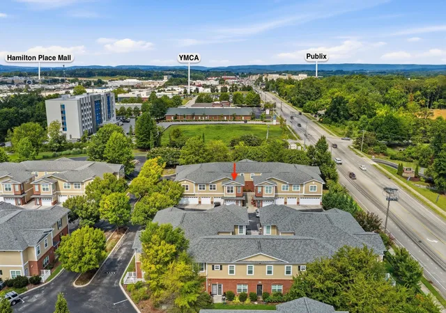 Photo 3 of Condo for sale at 1201 Regency Ct, Chattanooga, TN 37421 | MLS# 3612552 | Listing updated on 2026-10-07