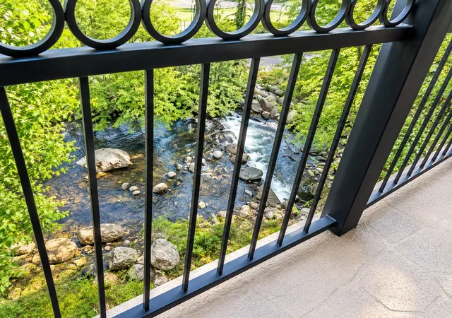 Photo 4 of Condo for sale at 210 Roaring Frk Ext #404, Gatlinburg, TN 37738 | MLS# 3612671 | Listing updated on 2026-10-07
