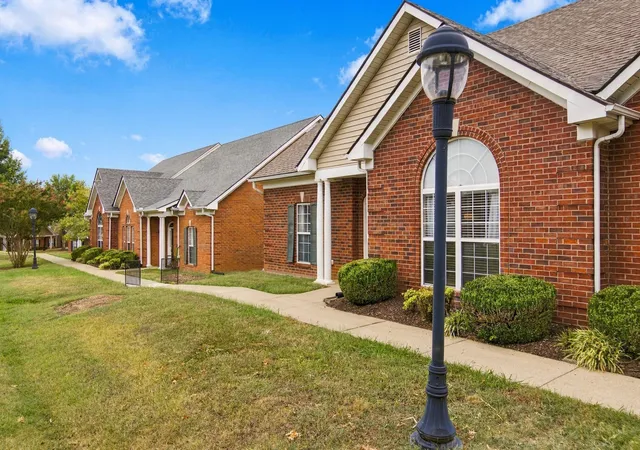 Photo 3 of Townhouse for sale at 2 Bradley Ct, Lebanon, TN 37087 | MLS# 3612678 | Listing updated on 2026-10-07