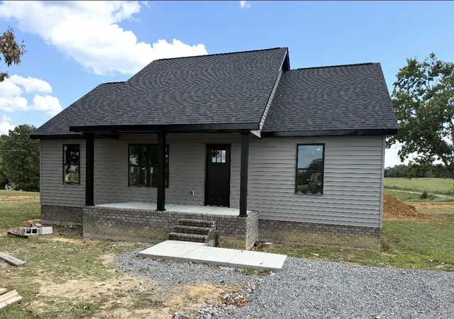 Single family home for sale at 6112 Rocky Mound Rd, Westmoreland, TN 37186 | MLS# 3615414