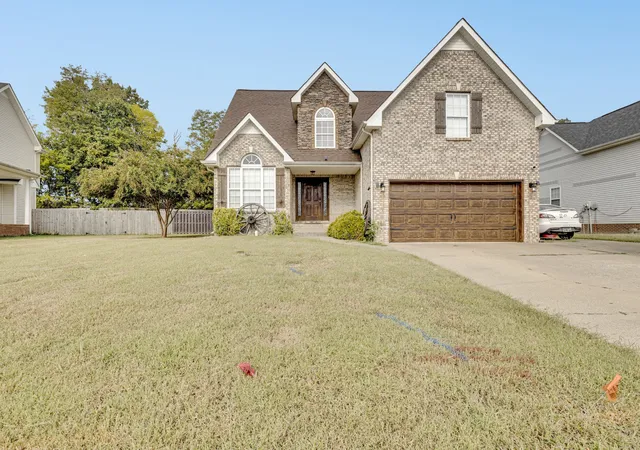 Photo 1 of Single family home for sale at 1622 Autumn Dr, Clarksville, TN 37042 | MLS# 3612889 | Listing updated on 2026-10-27