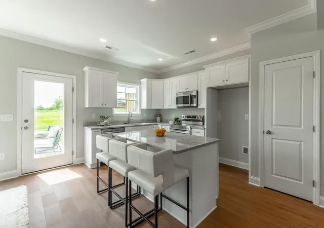 Photo 2 of Townhouse for sale at 1923 Clearview Dr, Chattanooga, TN 37421 | MLS# 3612607 | Listing updated on 2026-10-08