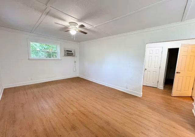 Photo 3 of Single family home for sale at 1204 East 34th St, Chattanooga, TN 37407 | MLS# 3612634 | Listing updated on 2026-10-07