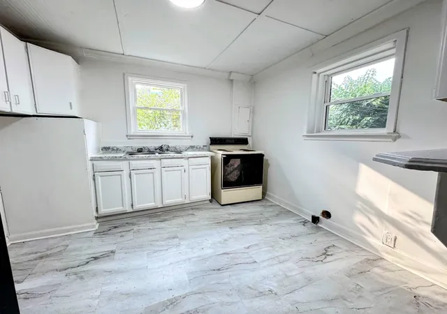 Photo 4 of Single family home for sale at 1204 East 34th St, Chattanooga, TN 37407 | MLS# 3612634 | Listing updated on 2026-10-07