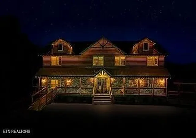 Photo 1 of Mansion for sale at 1175 Woodland Trek Ln, Sevierville, TN 37876 | MLS# 3612643 | Listing updated on 2026-10-07