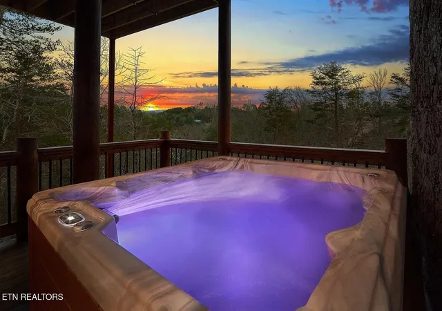 Photo 3 of Mansion for sale at 1175 Woodland Trek Ln, Sevierville, TN 37876 | MLS# 3612643 | Listing updated on 2026-10-07