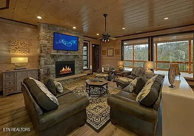 Photo 3 of Single family home for sale at 1175 Woodland Trek Ln, Sevierville, TN 37876 | MLS# 3612643 | Listing updated on 2026-10-07