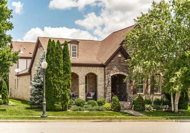 Photo 3 of Single family home for sale at 1624 Kelvington Blvd, Gallatin, TN 37066 | MLS# 3613125 | Listing updated on 2026-10-07