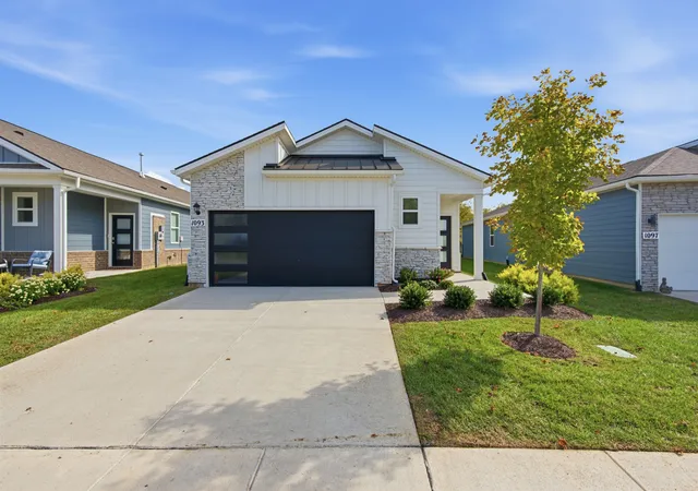 Photo 1 of Single family home for sale at 1093 Stoney Brk Pvt Bnd, Gallatin, TN 37066 | MLS# 3619911 | Listing updated on 2026-10-15
