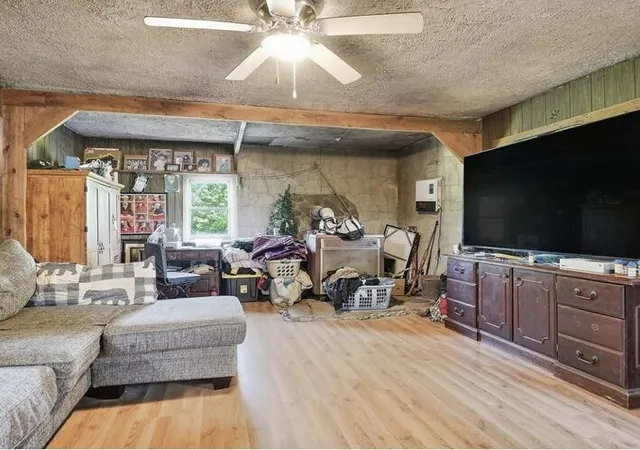 Photo 4 of Single family home for sale at 7484 Dunbar Rd, Crossville, TN 38572 | MLS# 3612710 | Listing updated on 2026-10-07