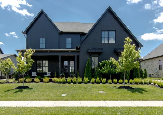 Photo 1 of Single family home for sale at 5713 Eaglemont Dr, Murfreesboro, TN 37129 | MLS# 3612672 | Listing updated on 2026-10-07