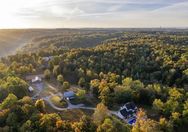 Photo 1 of Single family home for sale at 4325 Cave Springs Rd, Columbia, TN 38401 | MLS# 3622817 | Listing updated on 2026-10-27
