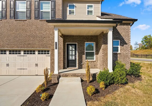 Photo 3 of Single family home for sale at 2100 Creekland View Blvd, Nashville, TN 37207 | MLS# 3618942 | Listing updated on 2026-10-10