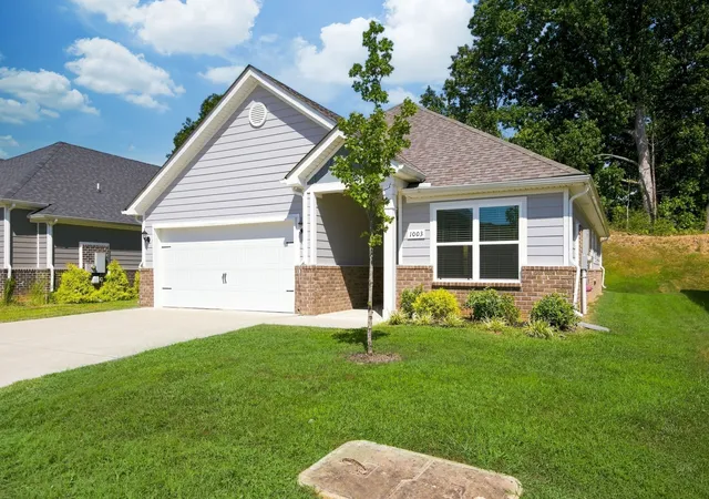 Photo 3 of Single family home for sale at 1003 Autumnwood Dr, Dickson, TN 37055 | MLS# 3612801 | Listing updated on 2026-10-07