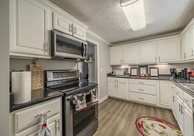 Photo 2 of Single family home for sale at 122 Canby Cir, Savannah, TN 38372 | MLS# 3612766 | Listing updated on 2026-10-07