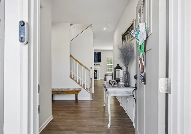 Photo 4 of Single family home for sale at 2572 Grv Park Way, Columbia, TN 38401 | MLS# 3612834 | Listing updated on 2026-10-08