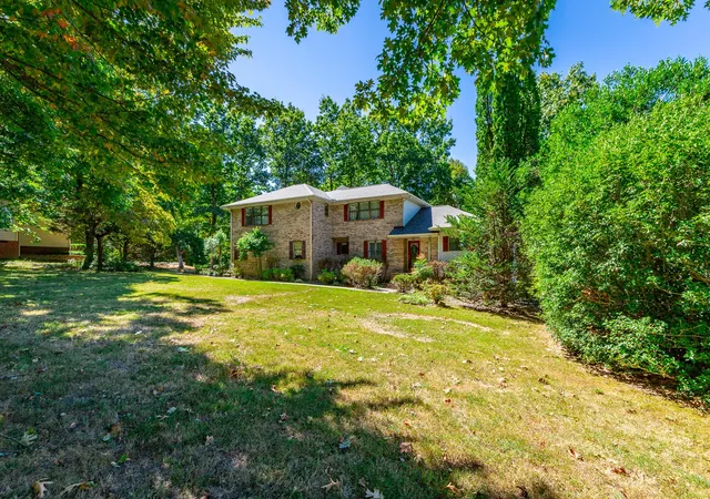 Photo 1 of Single family home for sale at 9013 Brow Lake Rd, Soddy Daisy, TN 37379 | MLS# 3612770 | Listing updated on 2026-10-07
