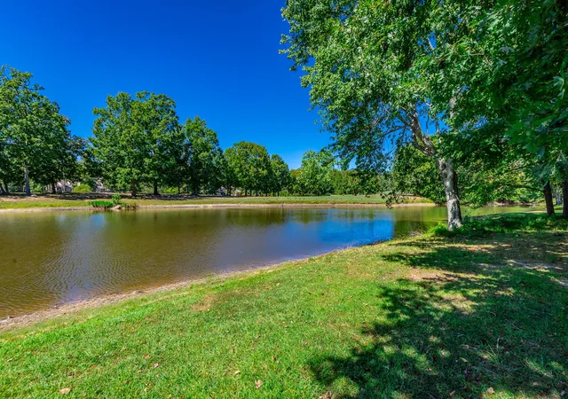 Photo 3 of Single family home for sale at 9013 Brow Lake Rd, Soddy Daisy, TN 37379 | MLS# 3612770 | Listing updated on 2026-10-07