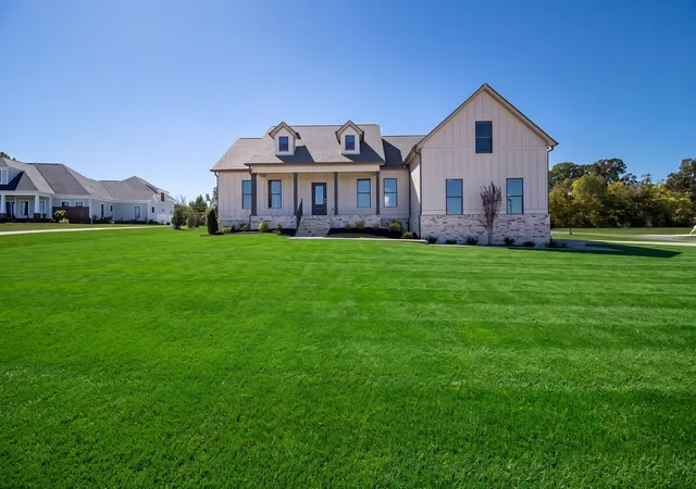 Photo 1 of Single family home for sale at 1049 Kateland Dr, Greenbrier, TN 37073 | MLS# 3613182 | Listing updated on 2026-10-08