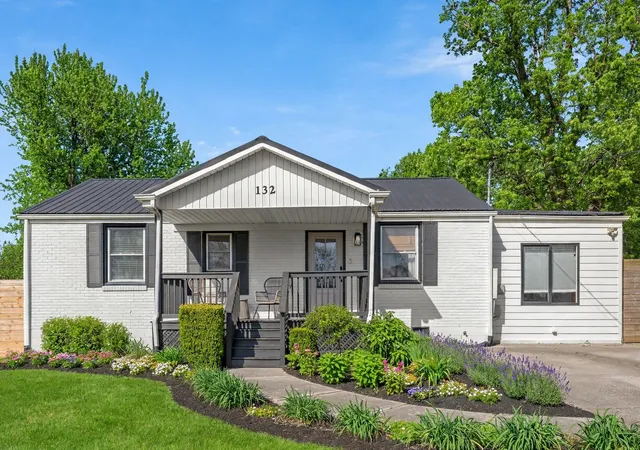 Photo 1 of Single family home for sale at 132 Stirton Rd, Nashville, TN 37210 | MLS# 3615352 | Listing updated on 2026-10-10