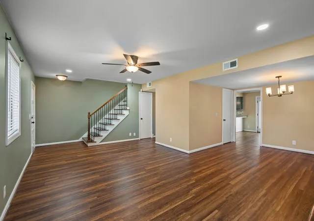 Photo 2 of Townhouse for sale at 192 Lake Chateau Dr, Hermitage, TN 37076 | MLS# 3615271 | Listing updated on 2026-10-09