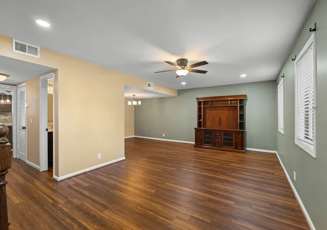 Photo 3 of Townhouse for sale at 192 Lake Chateau Dr, Hermitage, TN 37076 | MLS# 3615271 | Listing updated on 2026-10-09