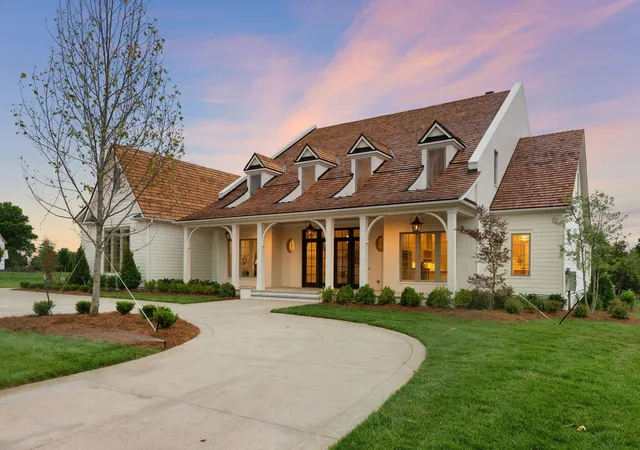 Single family home for sale at 1100 Mccall Ct, Brentwood, TN 37027 | MLS# 3615149