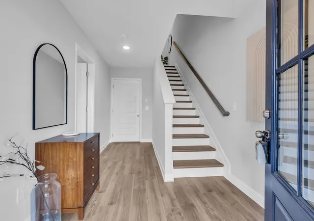 Photo 3 of Townhouse for sale at 610 Granbury Pvt Dr, Hendersonville, TN 37075 | MLS# 3612819 | Listing updated on 2026-10-07