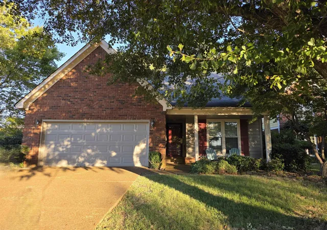 Single family home for sale at 2438 Lake Edge Dr, Cordova, TN 38016 | MLS# 3612829