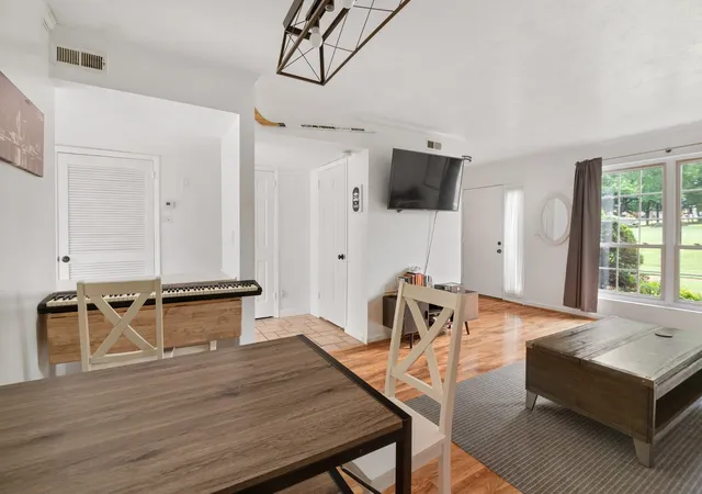 Photo 4 of Townhouse for sale at 4001 Anderson Rd #N29, Nashville, TN 37217 | MLS# 3613024 | Listing updated on 2026-10-07